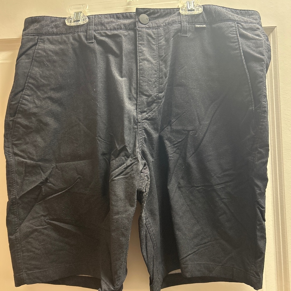 Hurley Men’s drifit Black Shorts size 34